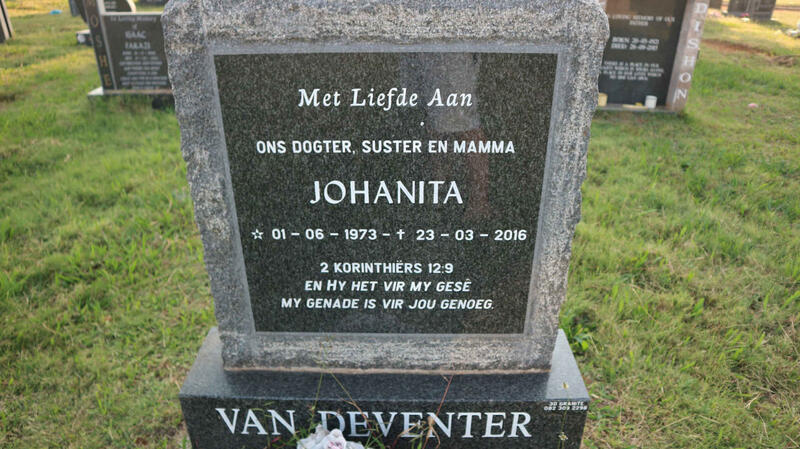 DEVENTER Johanita, van 1973-2016