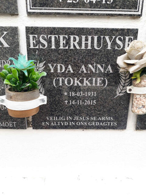 ESTERHUYSE Yda Anna 1931-2015