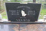 WYK Frikkie P.C., van 1898-1970 & Anna M. 1905-2003
