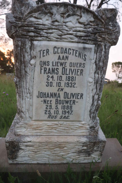 OLIVIER Frans 1881-1932 & Johanna BOUWER 1888-1947