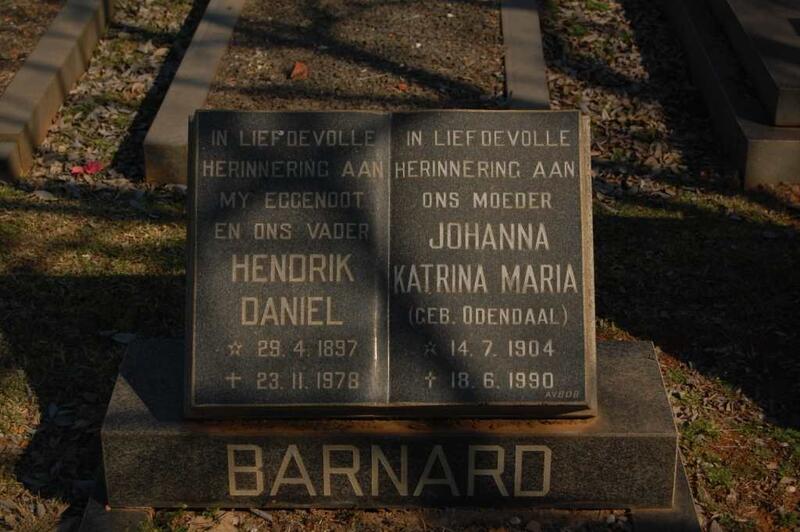BARNARD Hendrik Daniel 1897-1978 & Johanna Katrina Maria ODENDAAL 1904-1990