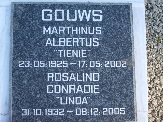 GOUWS Marthinus Albetus 1925-2002 & Rosalind CONRADIE 1932-2005