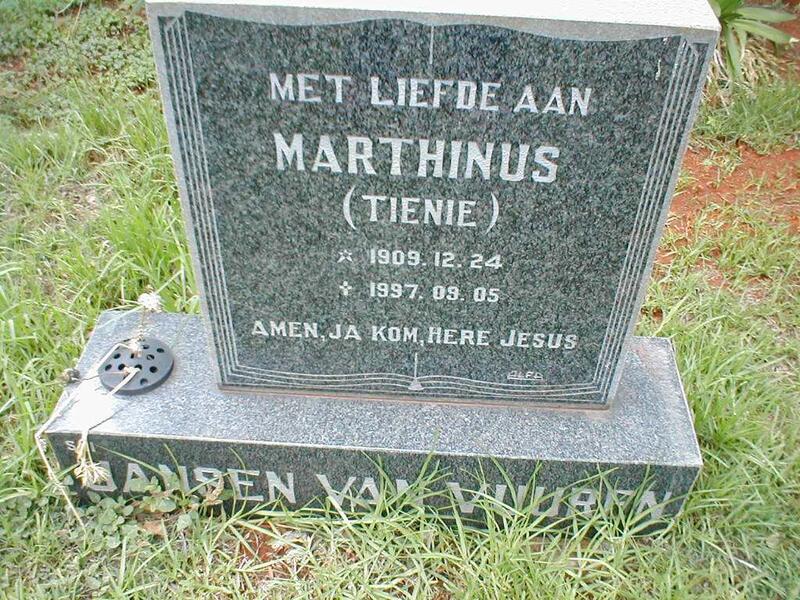 VUUREN Marthinus, Janse van 1909-1997
