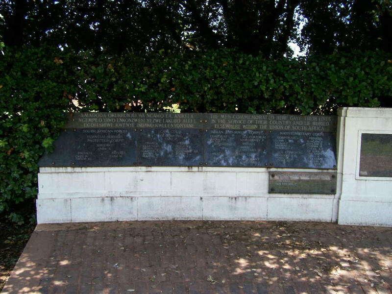 02. Memorial from left to right
