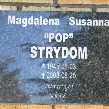 STRYDOM Magdalena Susanna 1945-2008