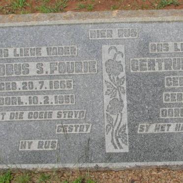 FOURIE Jacobus S. 1865-1951 &amp; Gertruida M. MYBURGH 1868-1955