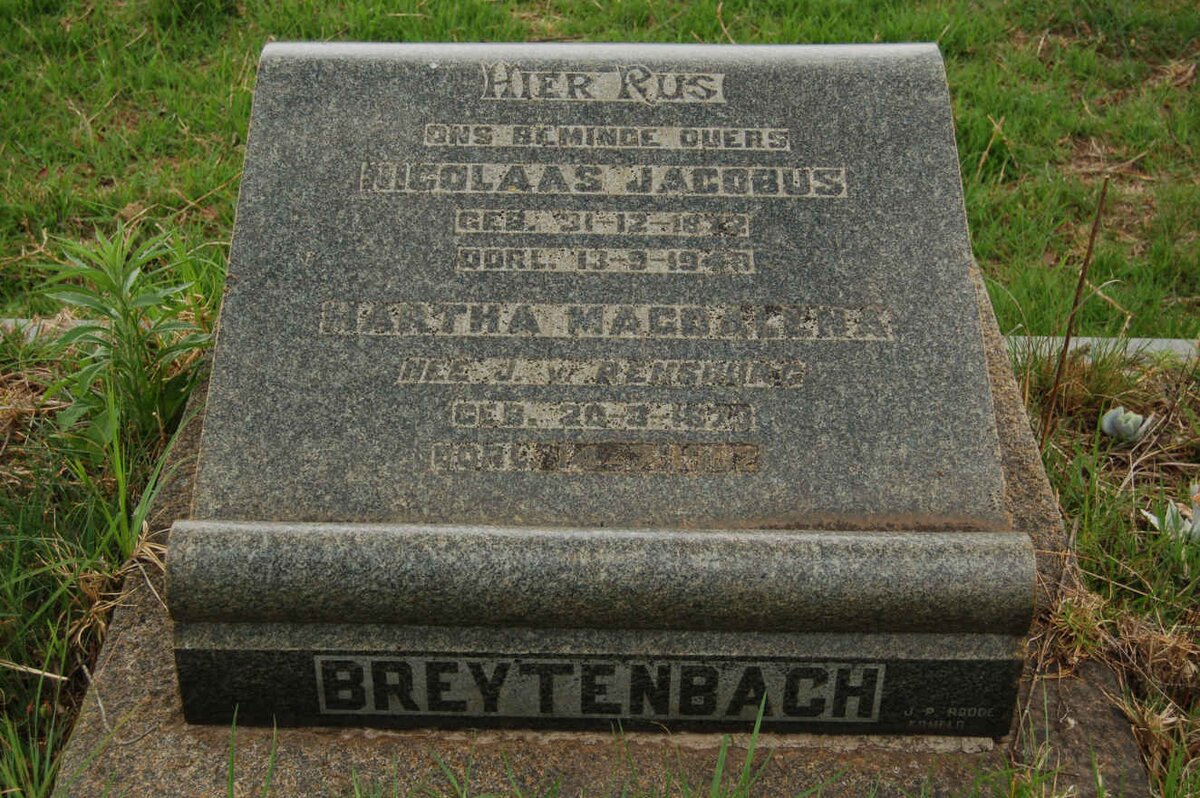 BREYTENBACH Nicolaas Jacobus 1872-1948 &amp; Martha Magdalena J. V. RENSBURG 187?-