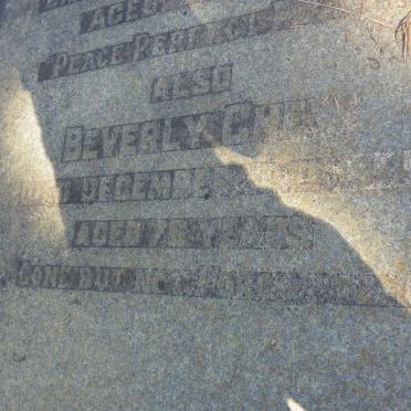 CHEW Beverly -1941 &amp; Mary McCOMBIE -1918