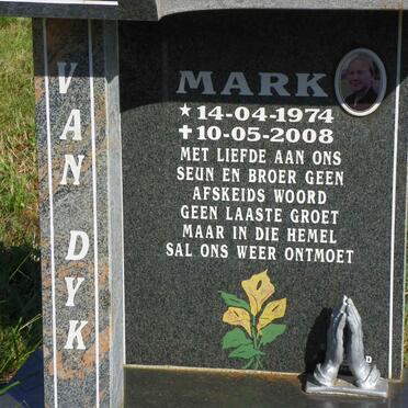 DYK Mark, van 1974-2008