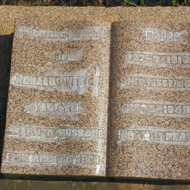 LLOYD Ronald Overton 1918-1949