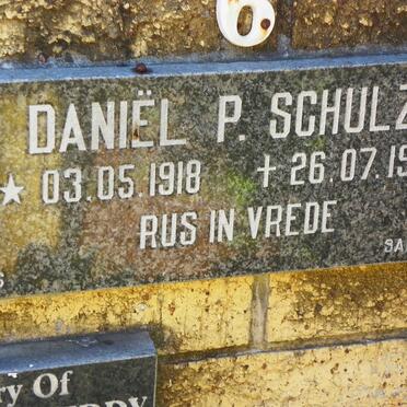 SCHULZ Daniël P. 1918-1994