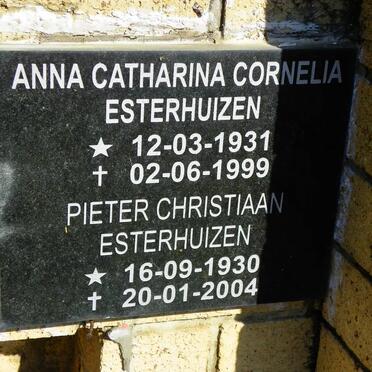 ESTERHUIZEN Pieter Christiaan 1930-2004 &amp; Anna Catharina Cornelia 1931-1999