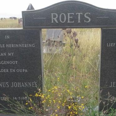 ROETS Marthinus Johannes 1927-1982 &amp; Jeanette Susarah 1926-1994