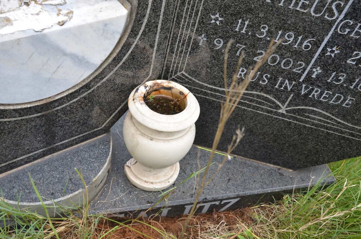 CALITZ Coenraad Josepheus 1916-2002 &amp; Elizabeth Maria GEYSER 1921-1988