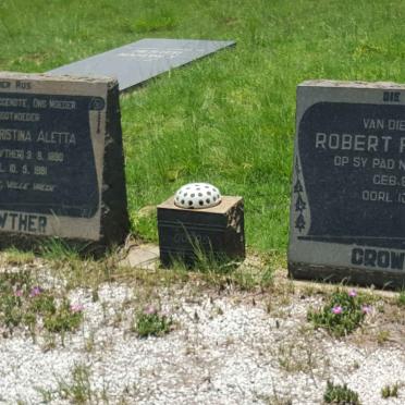 CROWTHER Robert Frederick 1883-1969 &amp; Martha Christina Aletta CROWTHER 1890-1961