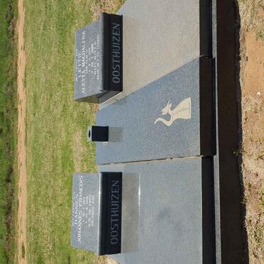 OOSTHUIZEN Johannes Francois 1913-1991 &amp; Aletta Magdalena CLOETE 1921-2009