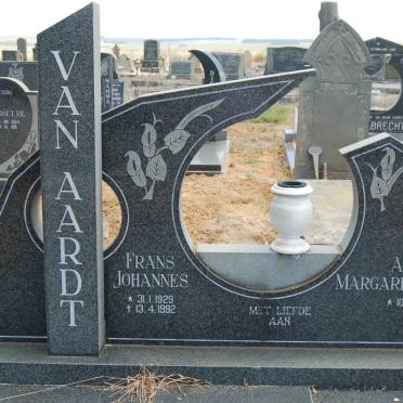 A - Surnames :: Vanne - A