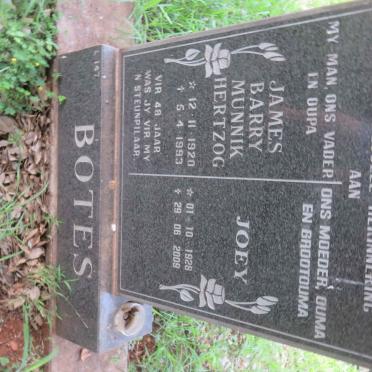 BOTES James Barry Munnik Hertzog 1920-1993 &amp; Joey 1928-2009