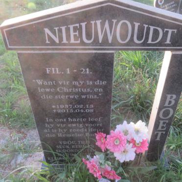 NIEUWOUDT Boet 1937-2015