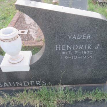 SAUNDERS Hendrik J. 1875-1956 &amp; Carolina E. 1889-1980