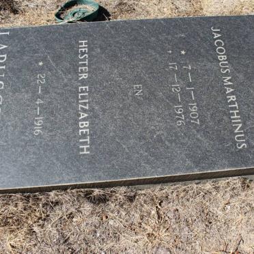 LABUSCHAGNE Jacobus Marthinus 1907-1976 &amp; Hester Elizabeth 1916-