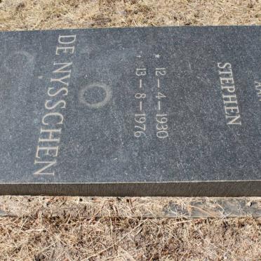 NYSSCHEN Stephen, de 1930-1976