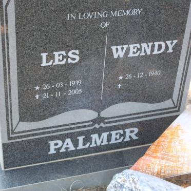 PALMER Les 1939-2005 &amp; Wendy 1940-