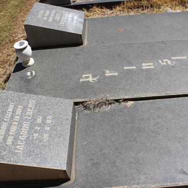 PRINSLOO Jacobus Lucas 1912-1971 &amp; Judith Fredericka S. 1913-1992