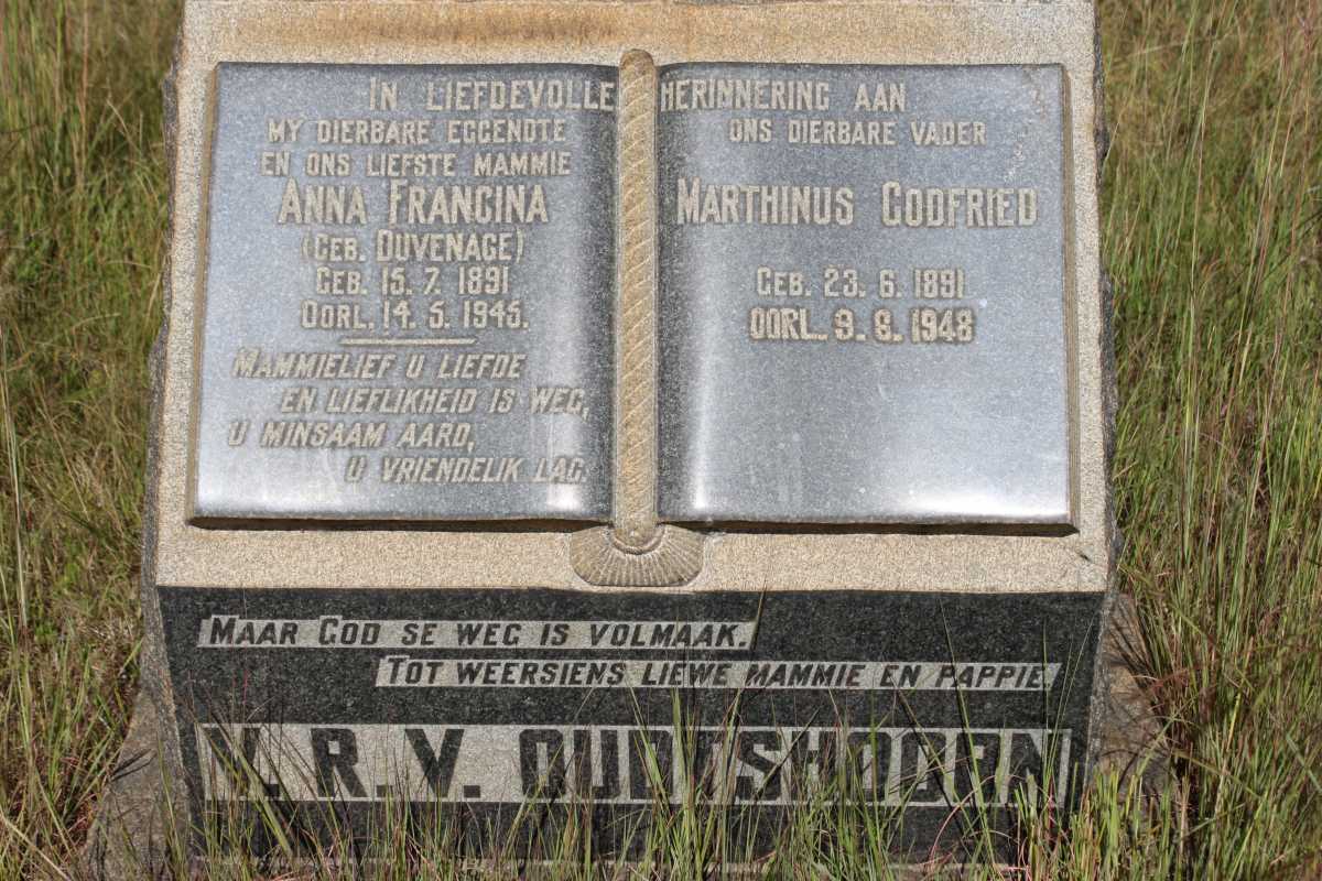 OUDTSHOORN Marthinus Godfried, v. R. v. 1891-1948 &amp; Anna Francina DUVENHAGE 1891-1945