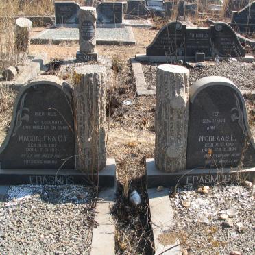 ERASMUS Nicolaas LM. 1913-1984 &amp; Magdalena C.F. 1917-1971