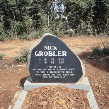 GROBLER Nick 1949-2001