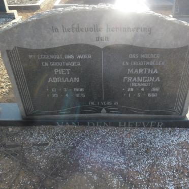 HEEVER Piet Adriaan, van den 1906-1975 &amp; Martha Francina SCHMIDT 1912-1980