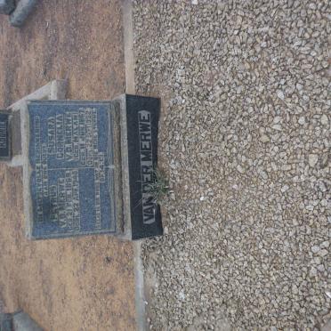 MERWE Petrus, van der 1869-1940 &amp; Susara Cornelia MALAN 1867-1952
