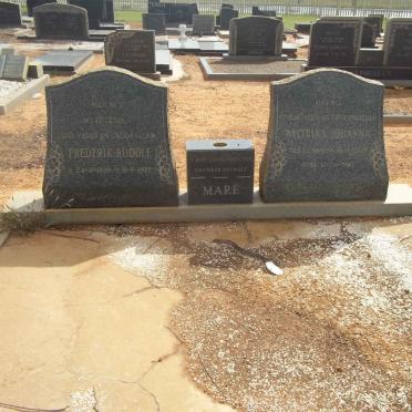 MARÉ  Frederik Rudolf 1898-1977 &amp; ?altrina Johanna COMBRINK 1905-1985