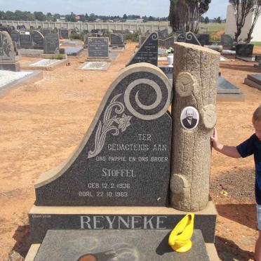 REYNEKE Stoffel 1936-1963