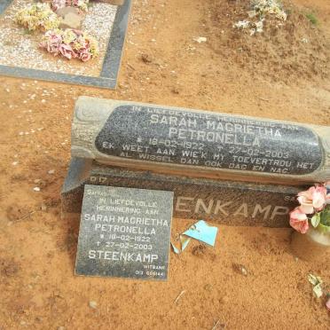 STEENKAMP Sarah Magrietha Petronella 1922-2003