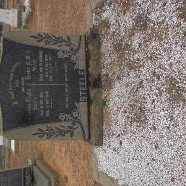 STEELE Thomas Taylor 1862-1946 &amp; Hester P.M.C. VAN RENSBURG 1874-19??