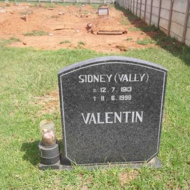 V - Vanne :: Surnames - V