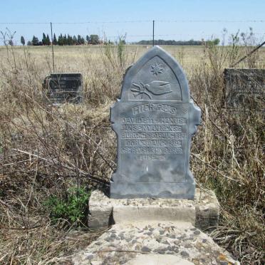 Mpumalanga, HIGHVELD RIDGE district, Leandra, Klipfontein 357, farm cemetery_1