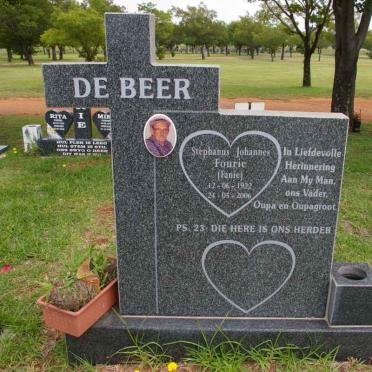 BEER Stephanus Johannes Fourie, de 1922-2006