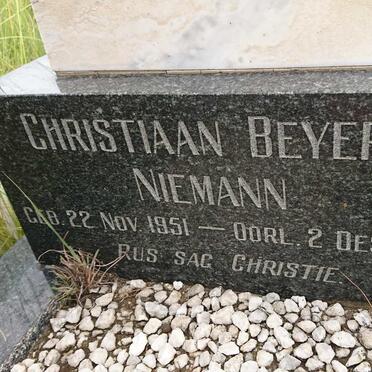 NIEMANN Christiaan Beyers 1951-1952