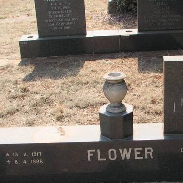 FLOWER Victor 1917-1986 &amp; Elizabeth Magdalena 1915-1987