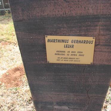 LEZAR Marthinus Gerhardus 1934-2002