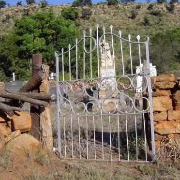 3. Entrance to the cemetery