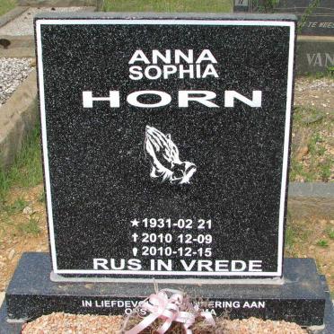 HORN Anna Sophia 1931-2010