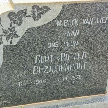 BEZUIDENHOUT Gert Pieter 1944-1975