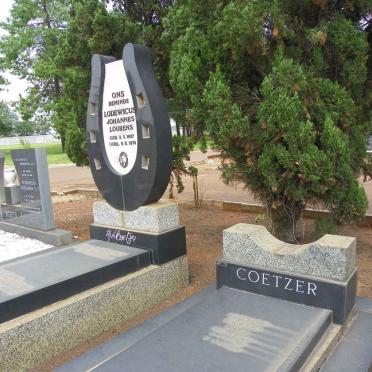 COETZER Lodewicus Johannes Lourens 1907–1974 & Engela Maria nee BOTHA 1914–1986