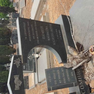 COMBRINK Jacobus Frederick De Beer 1921-1997 &amp; Elizabeth Magdalena Magritha 1936-1982 #2