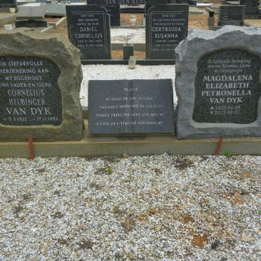 DYK Cornelius Heubinger, van 1922-1982 &amp; Magdalena Elizabeth Petronella 1922-2013