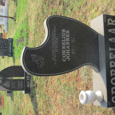 GROBBELAAR Cornelius Johannes 1932-2010